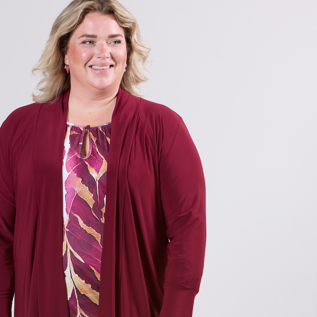 Magna Curvy Collection: evergreen elegance 2024